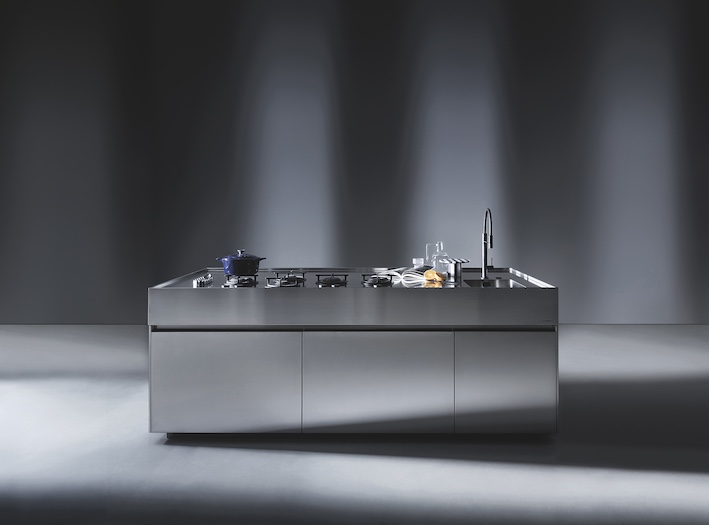 Free Metal by Euromobil